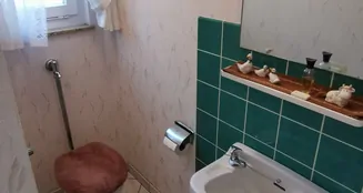 von_poll_real_estate_property_25232011_image_5