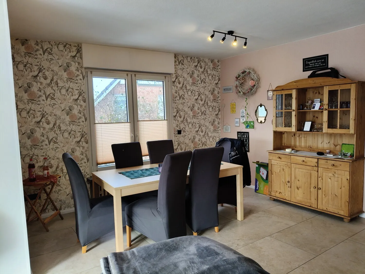 Esszimmer im Wohnzimmerbereich