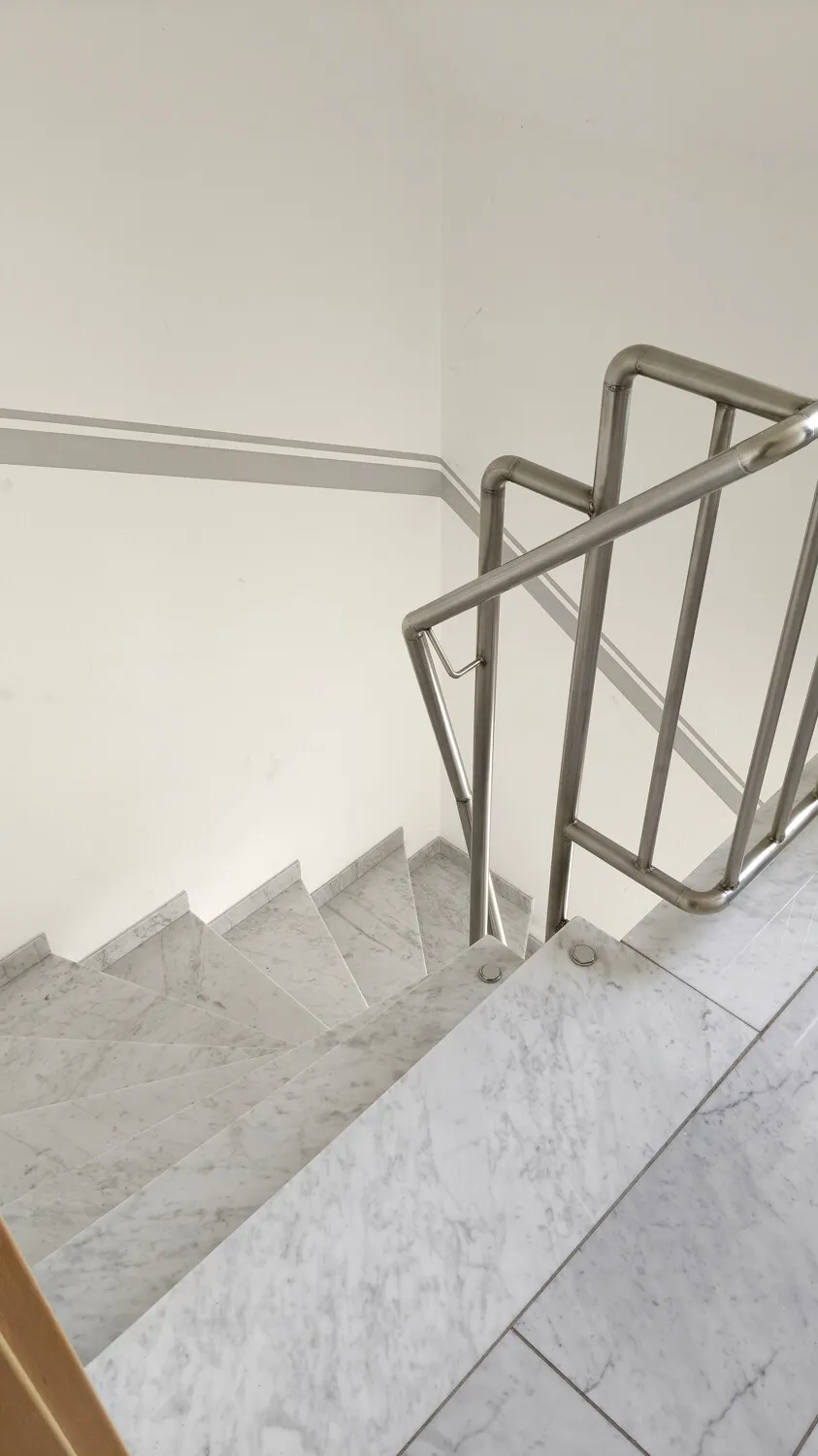 Treppenhaus EG in DG
