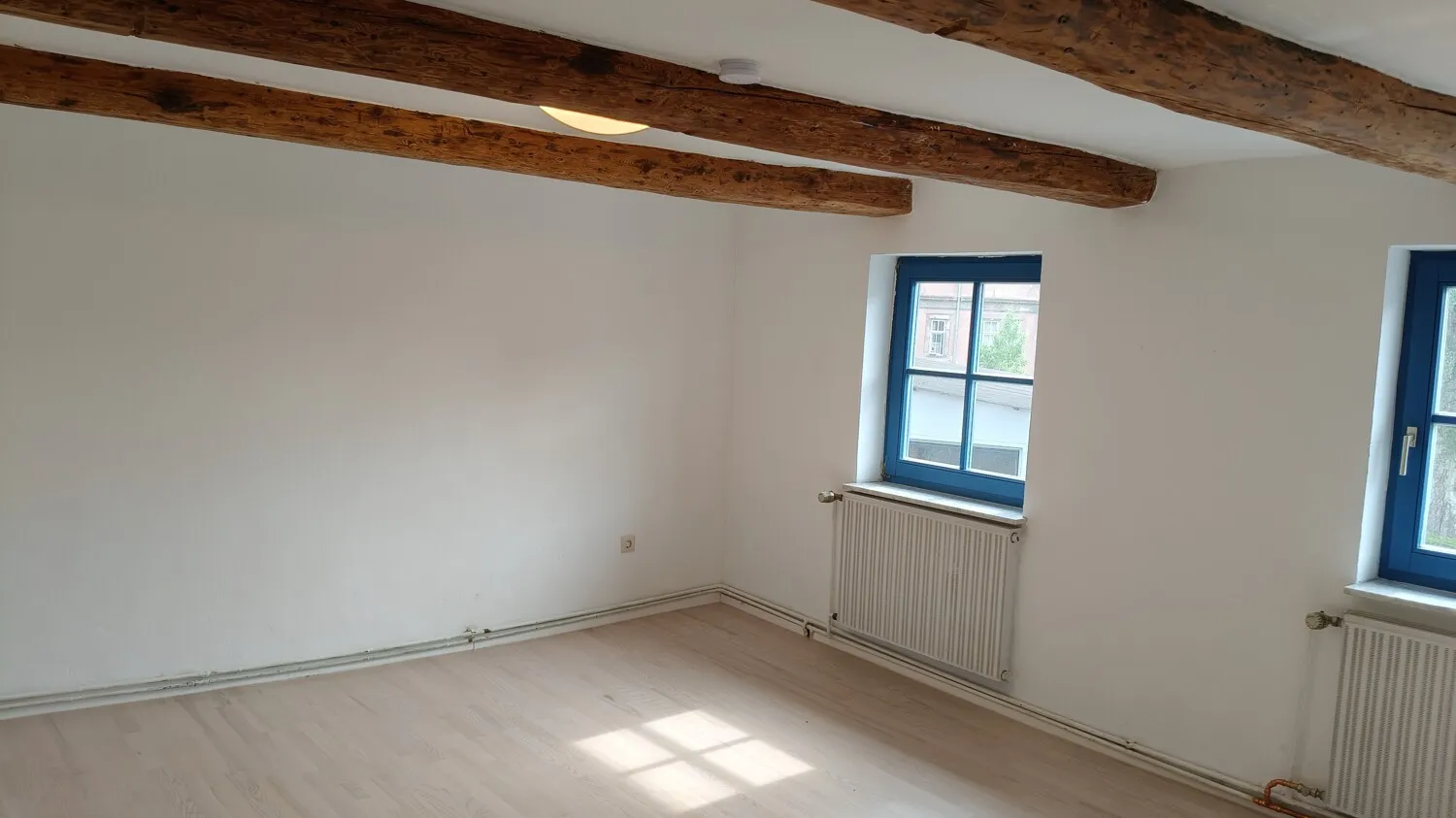 Zimmer 2 OG