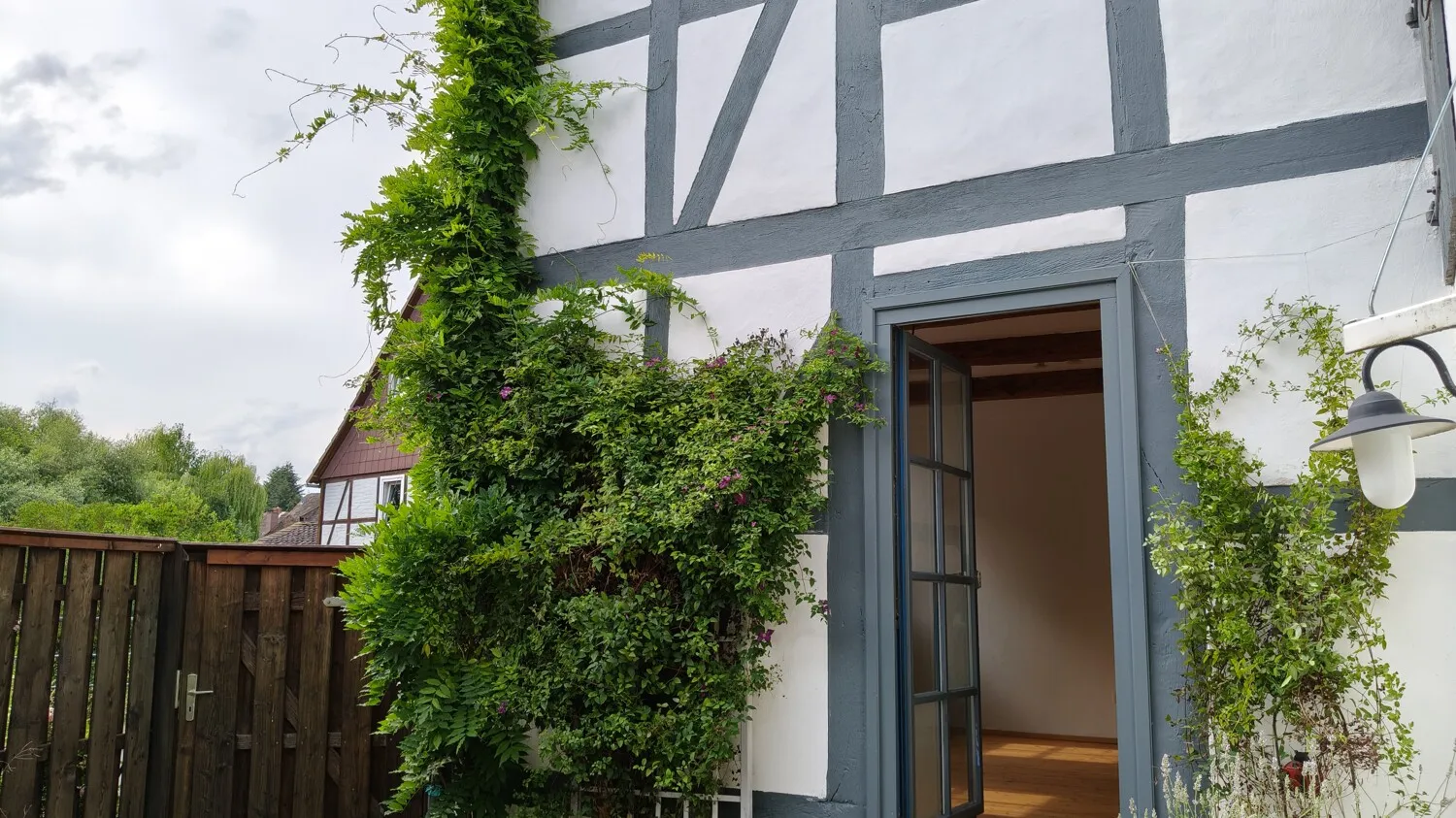 Ausgang Straße und in das Haus