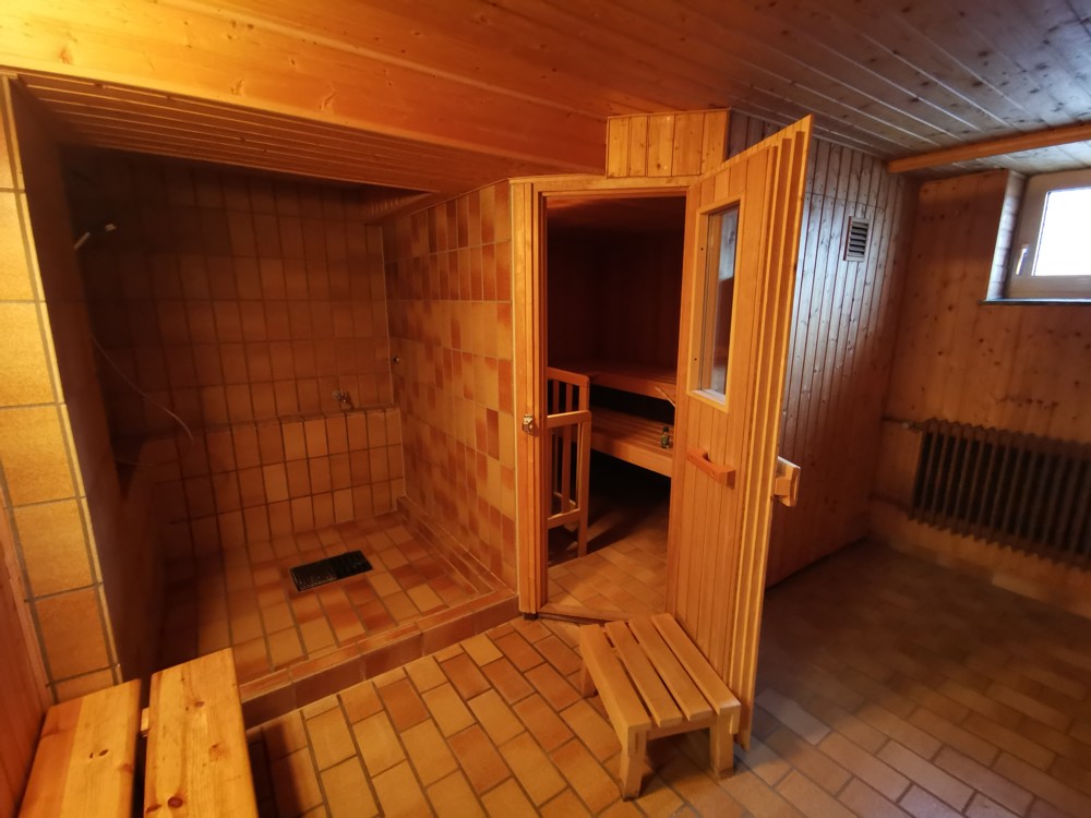 Dusche und Sauna
