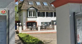 von_poll_real_estate_property_25232002_image_1