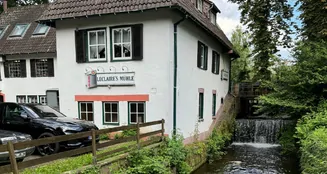 von_poll_real_estate_property_25232002_image_3