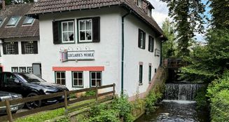von_poll_real_estate_property_25232002_image_3