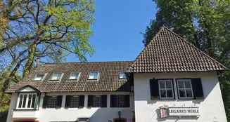 von_poll_real_estate_property_25232002_image_0