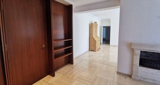 von_poll_real_estate_property_25232005_image_15