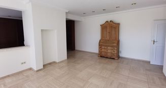 von_poll_real_estate_property_25232005_image_12