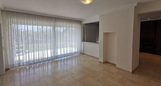 von_poll_real_estate_property_25232005_image_13