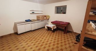 von_poll_real_estate_property_25232005_image_27
