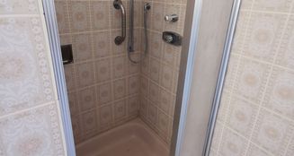 von_poll_real_estate_property_25232005_image_22