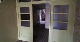 von_poll_real_estate_property_25232012_image_5