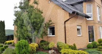 von_poll_real_estate_property_25232006_image_1