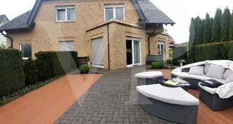 von_poll_real_estate_property_25232006_image_3