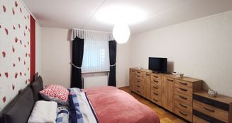 von_poll_real_estate_property_25232004_image_22