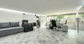 von_poll_real_estate_property_25052104_image_23
