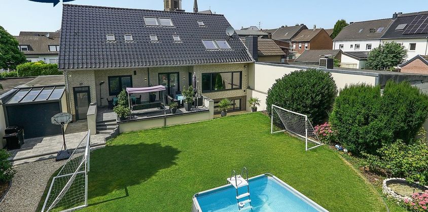 von Poll Immobilien GmbH