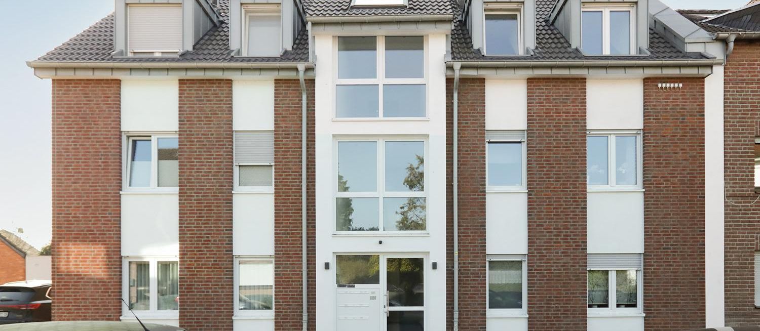 Straßenansicht