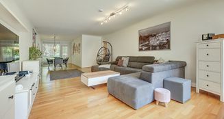 von_poll_real_estate_property_25052129_image_2