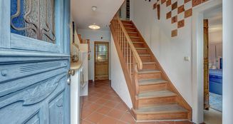 von_poll_real_estate_property_25052125_image_1