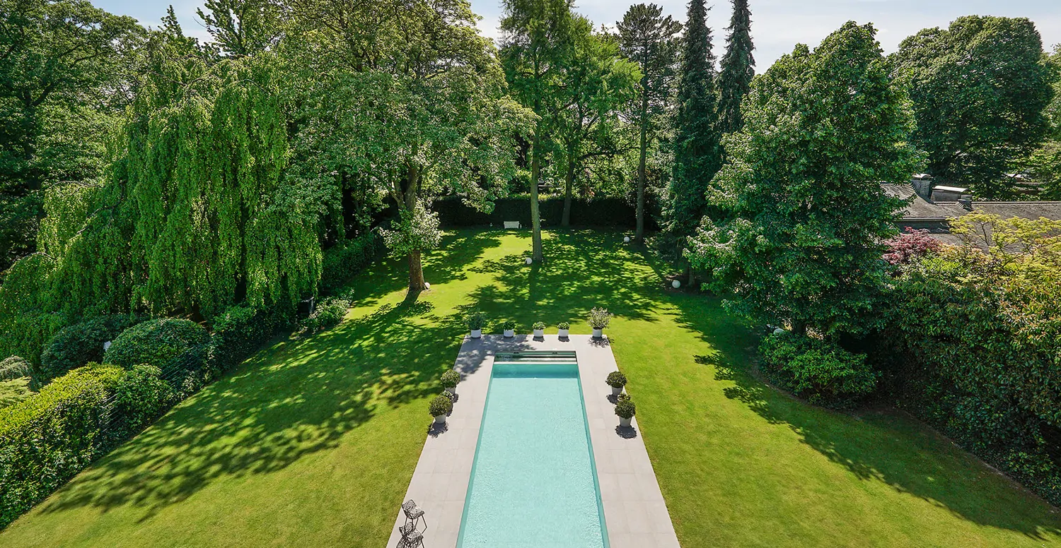 Villen-Anwesen mit Außenpool