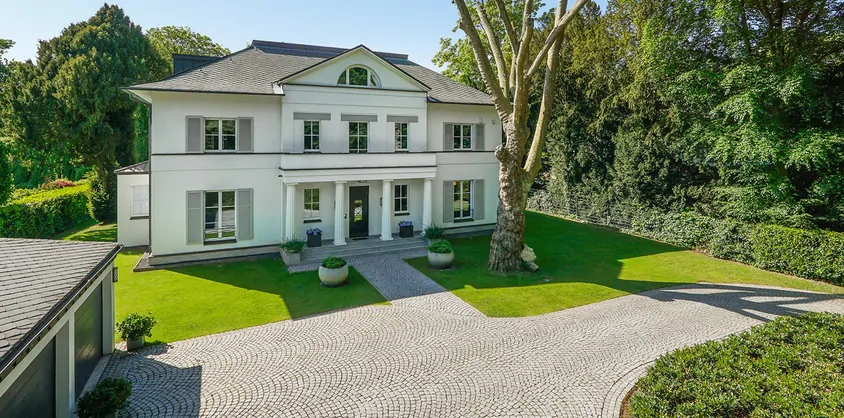 von Poll Immobilien GmbH