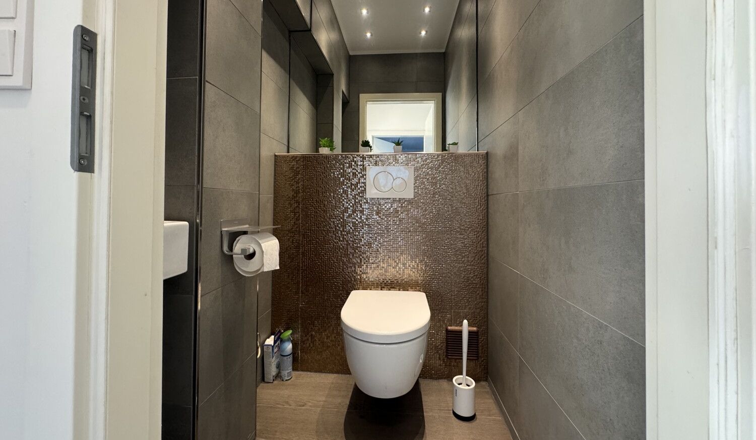 WC
