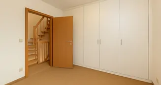 von_poll_real_estate_property_25052157_image_10