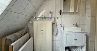 von_poll_real_estate_property_25052168_image_12