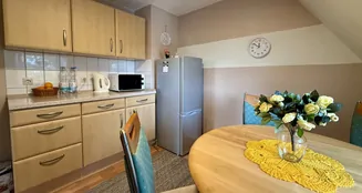 von_poll_real_estate_property_25052168_image_8