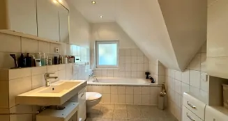 von_poll_real_estate_property_25052176_image_11