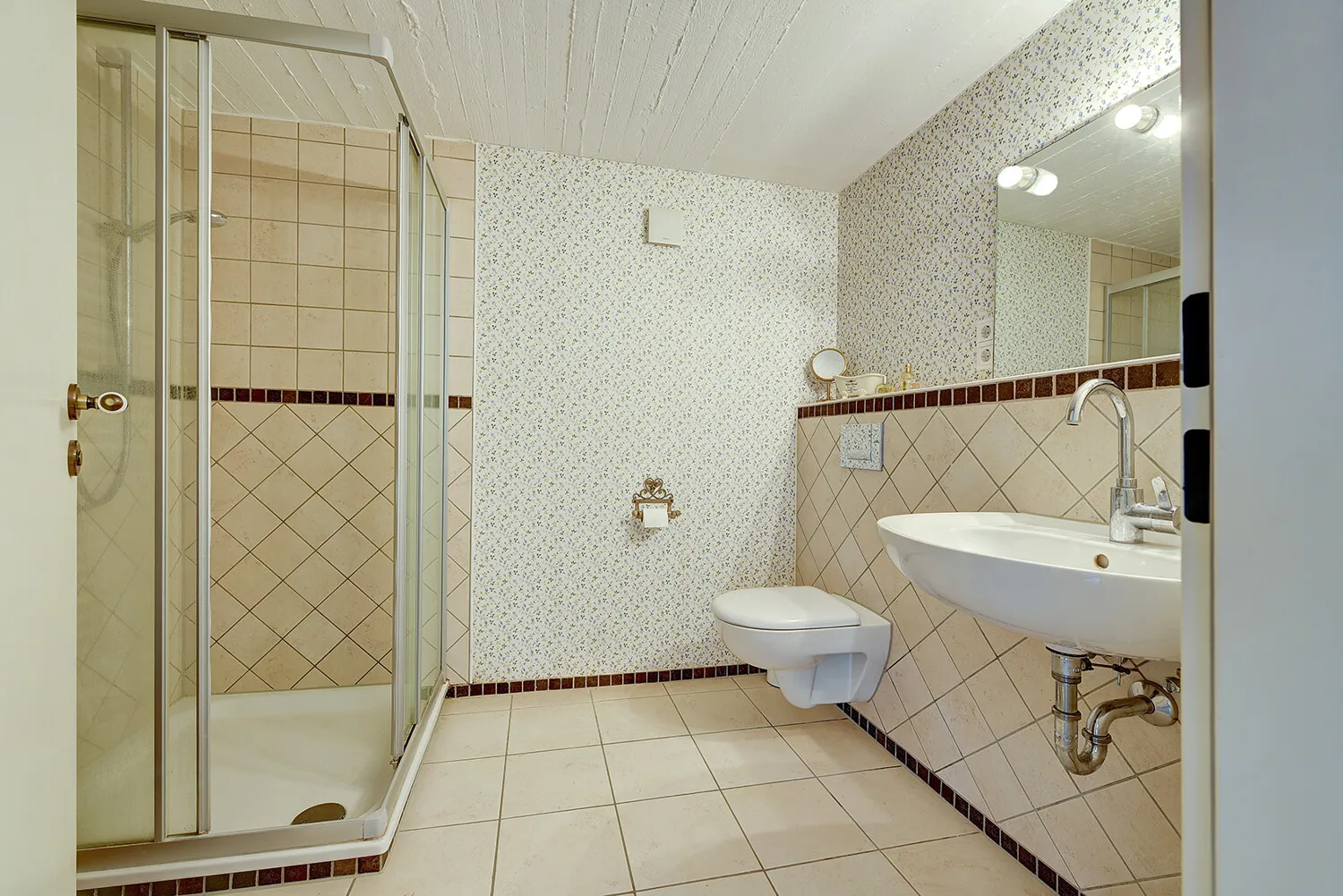 Duschbad Gartengeschoss