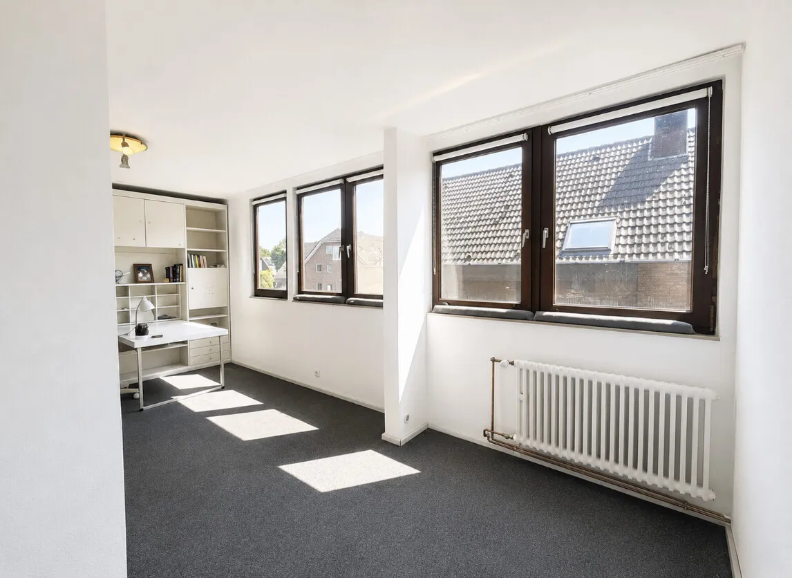 Gäste-/Arbeits-/Ankleidezimmer