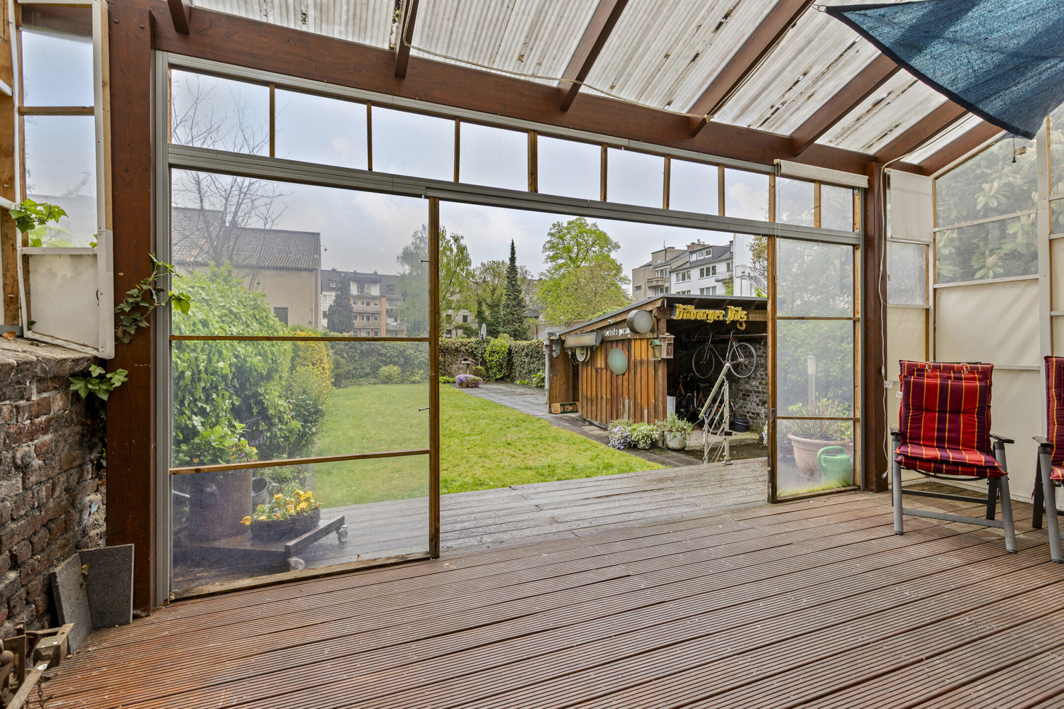 Wohnung 1: Terrasse - EG