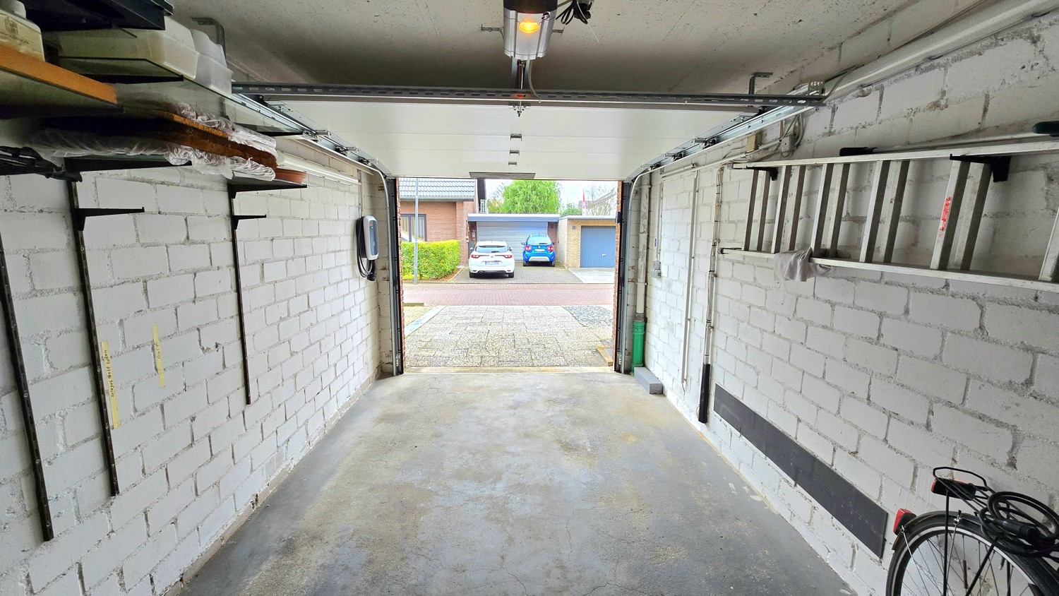 Garage mit Wallbox