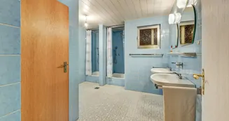 von_poll_real_estate_property_25052041_image_24