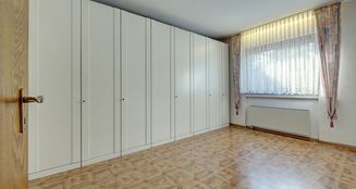 von_poll_real_estate_property_25052068_image_11