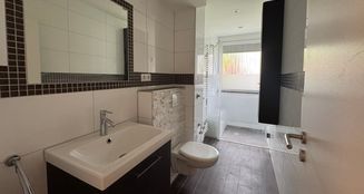 von_poll_real_estate_property_25052087_image_1