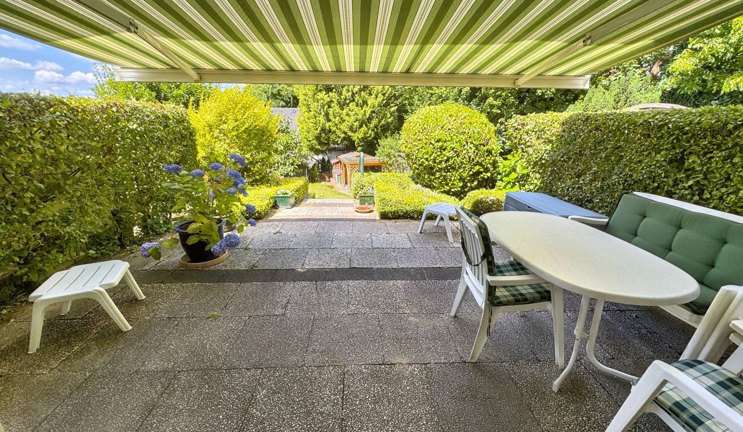UG Terrasse