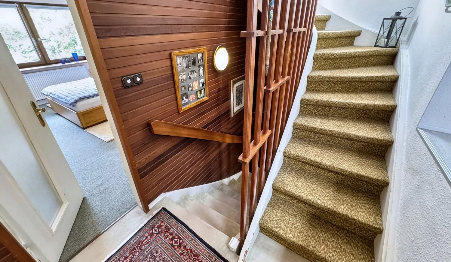 OG Treppenhaus Ansicht 1