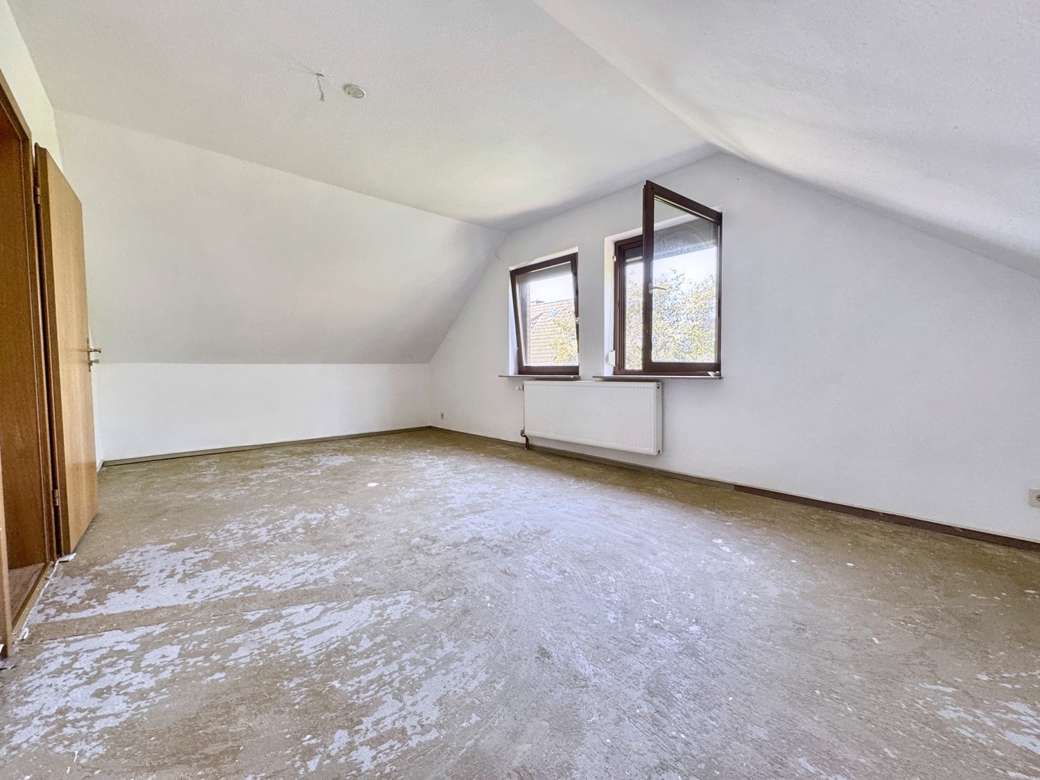 OG Schlafzimmer rechts Ansicht 1
