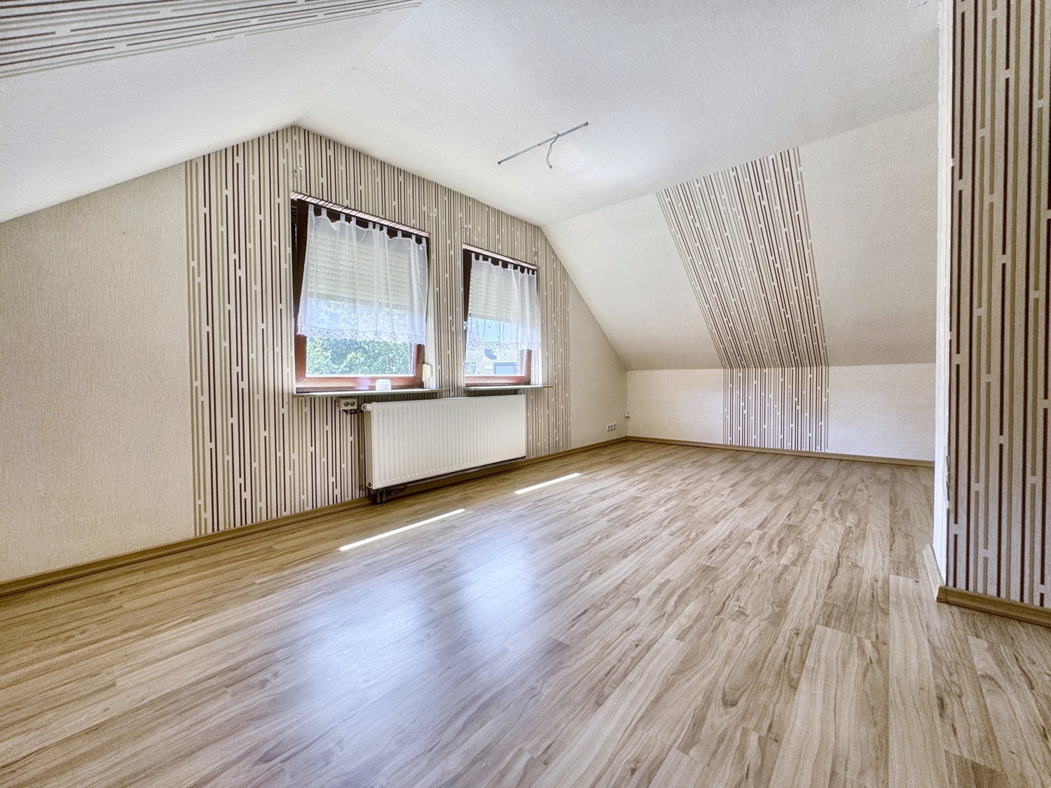 OG Schlafzimmer links Ansicht 1