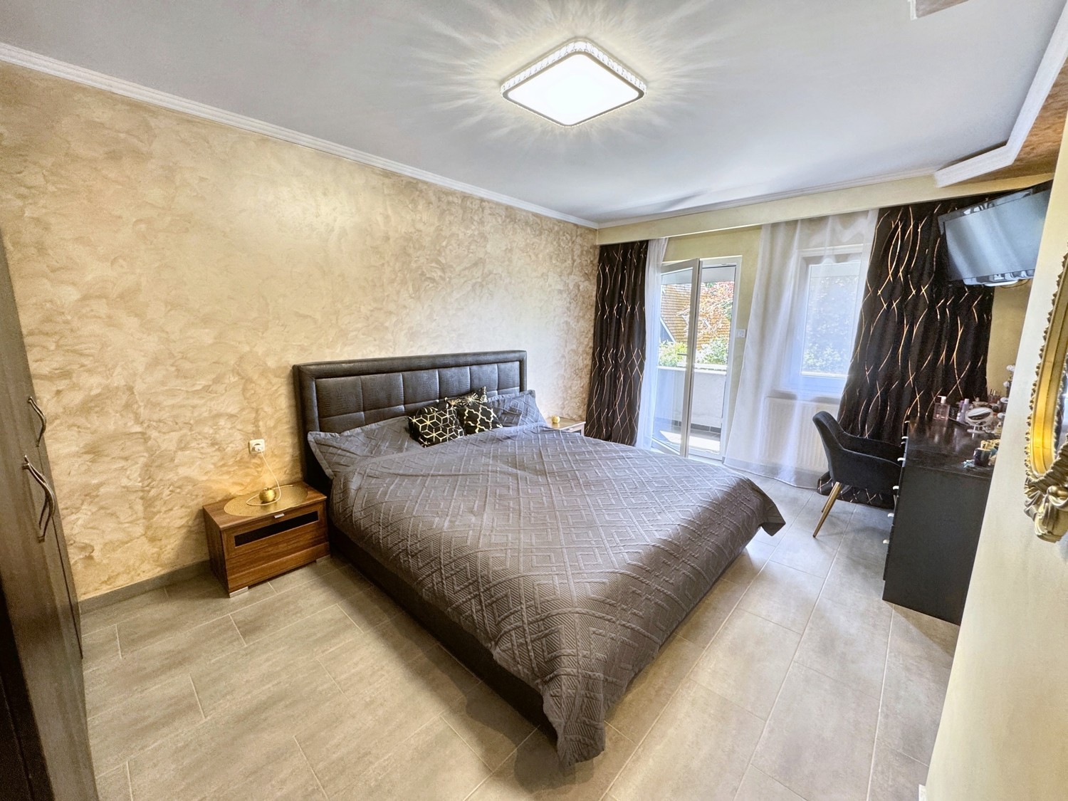 OG Elternschlafzimmer Ansicht 1