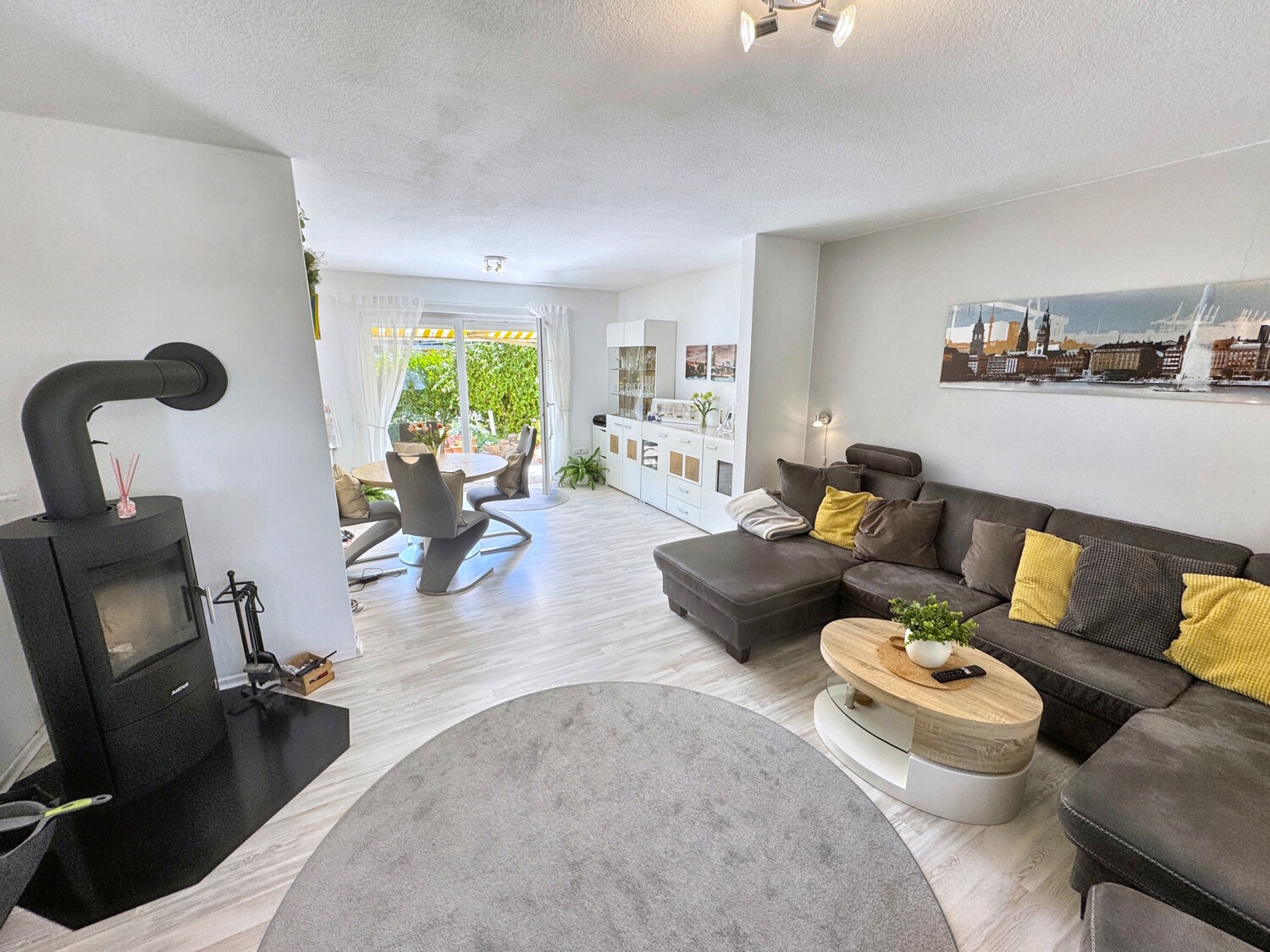 EG Wohnzimmer Ansicht 1