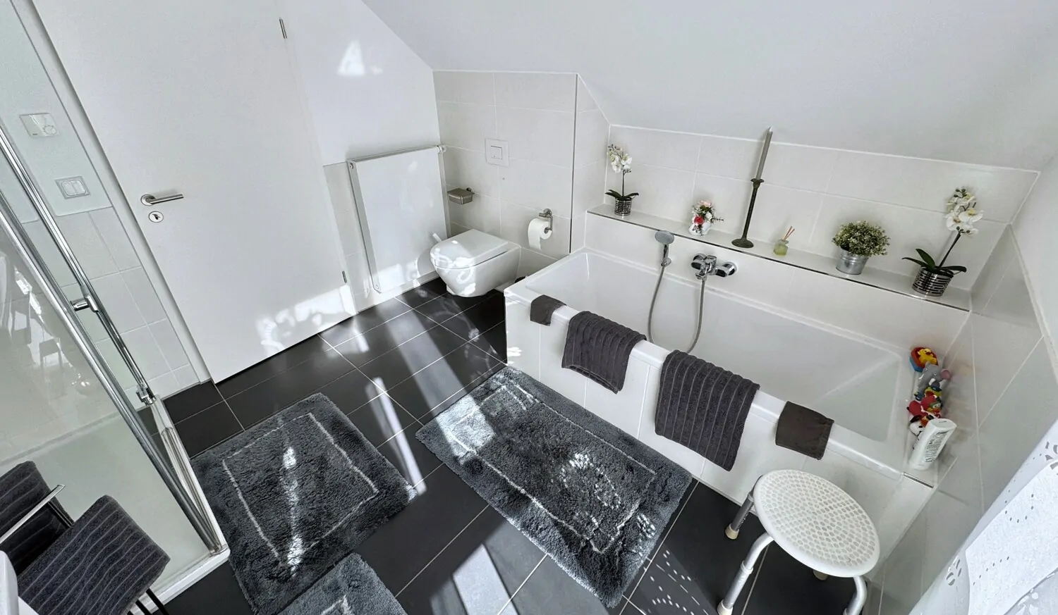 OG Badezimmer Ansicht 2