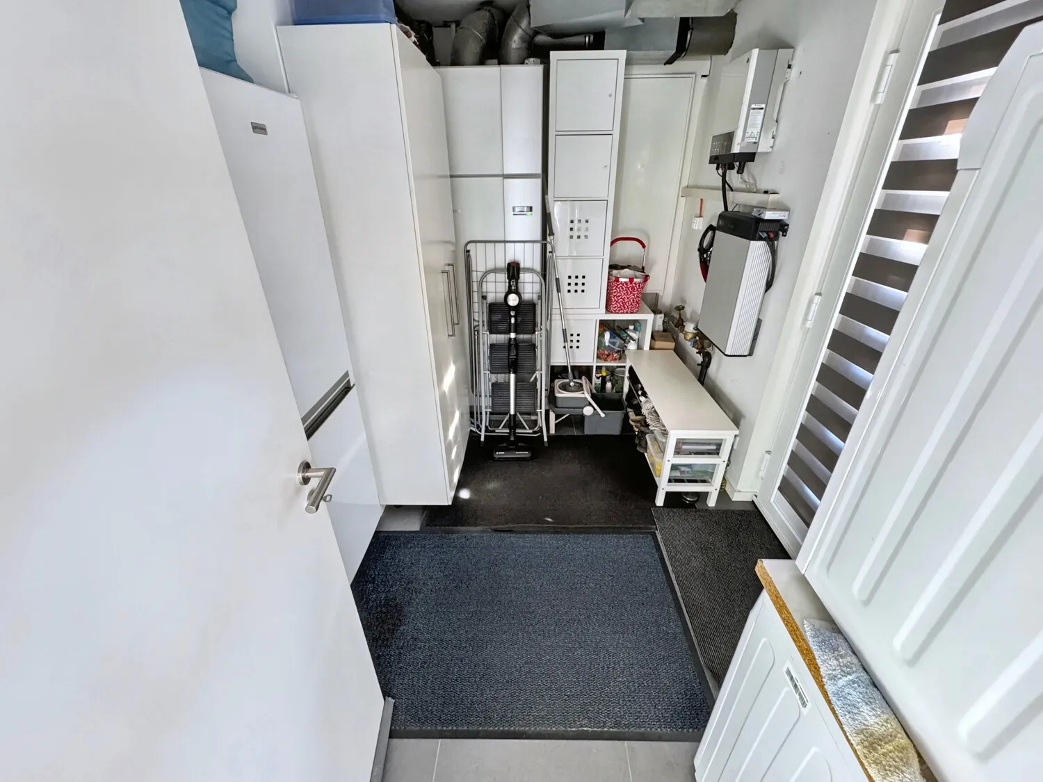 EG HW Raum mit Außenzugang