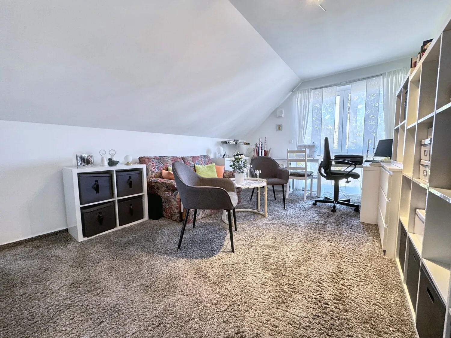 OG Schlafzimmer 3 Ansicht 1