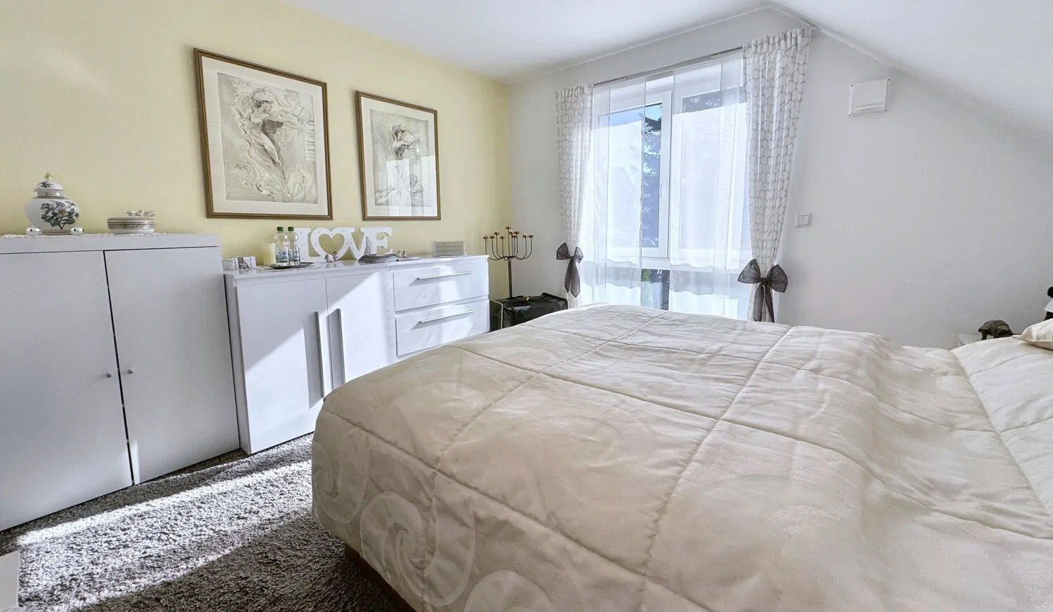 OG Schlafzimmer 1 Ansicht 2