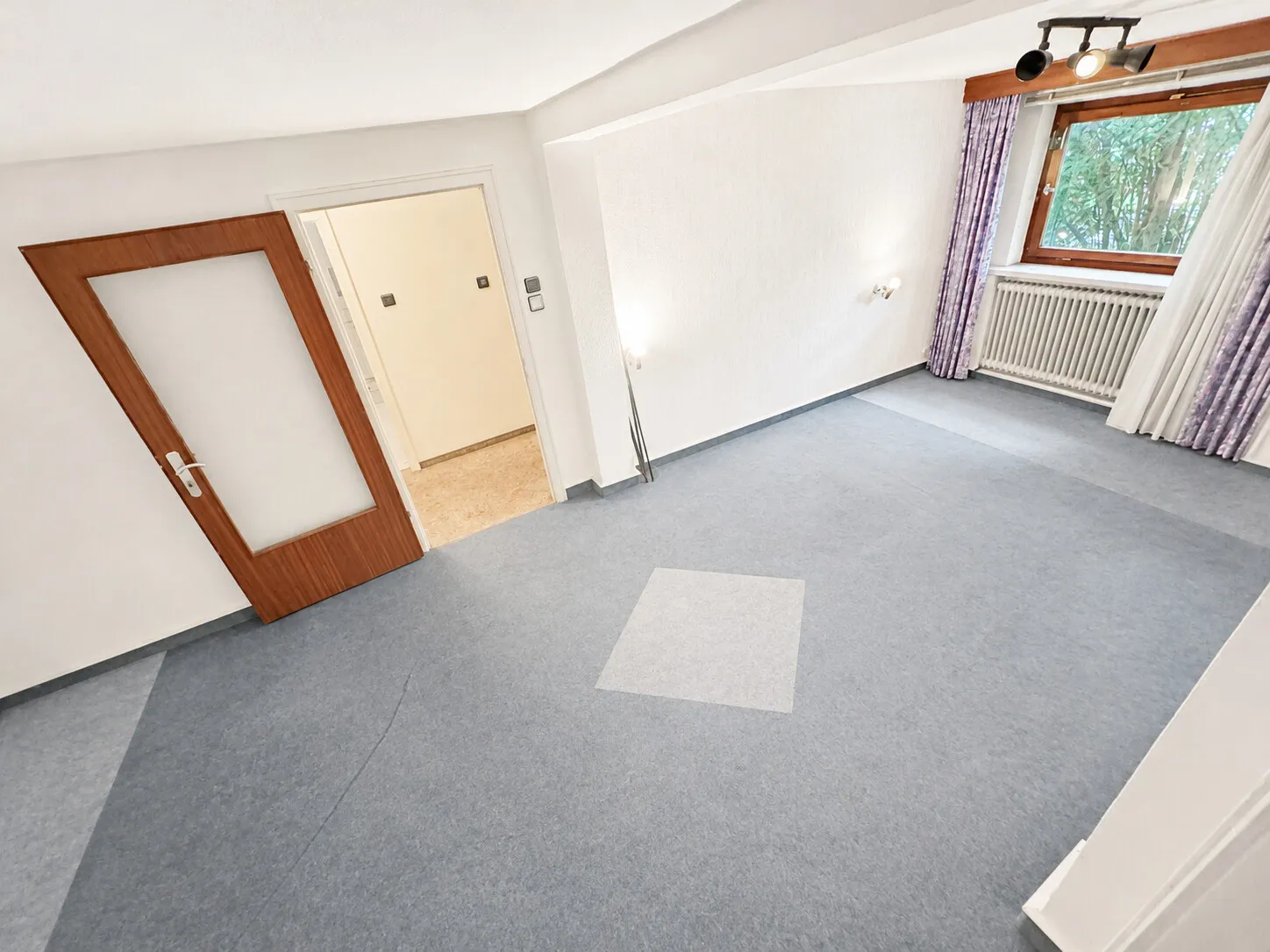 UG Zimmer 2 Ansicht 1