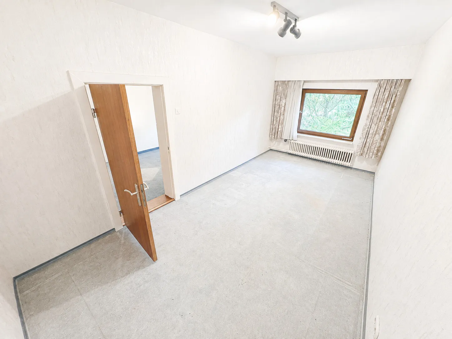 UG Zimmer 2 Ansicht 1
